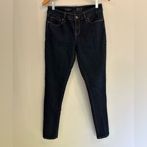 The Limited Brand Jeans. Skinny. Super Dark. Size 6